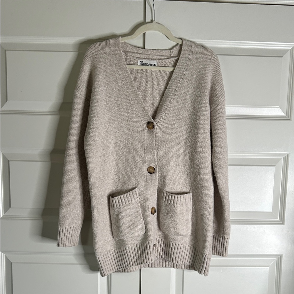 Women’s cardigan sweater